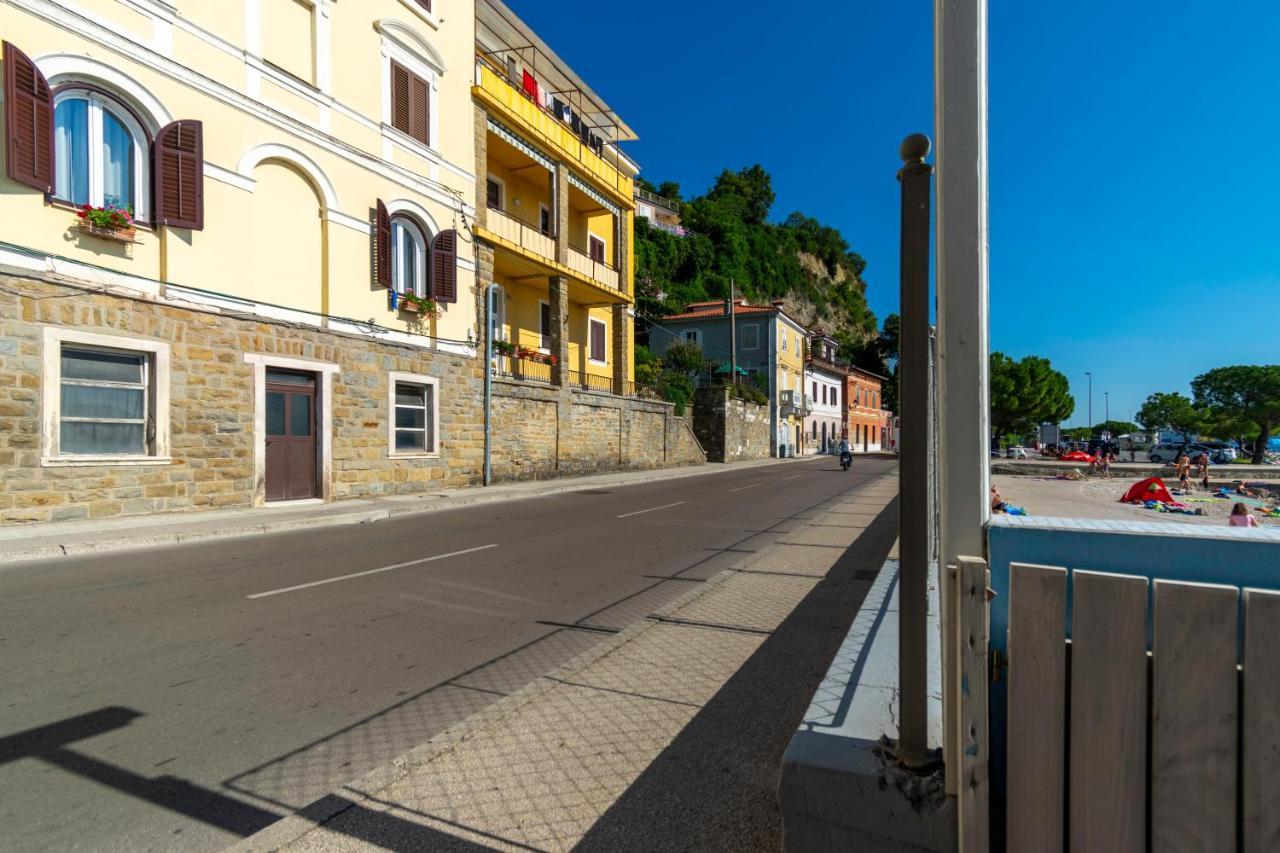 Miramare Apartament *