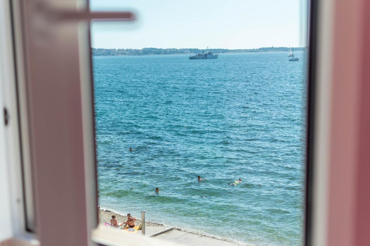 Apartament Miramare *